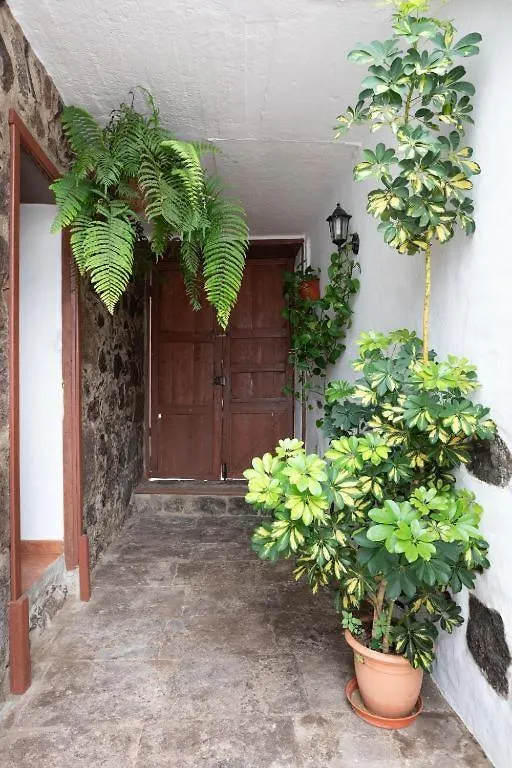 Casa Canaria Acero 加拉奇科