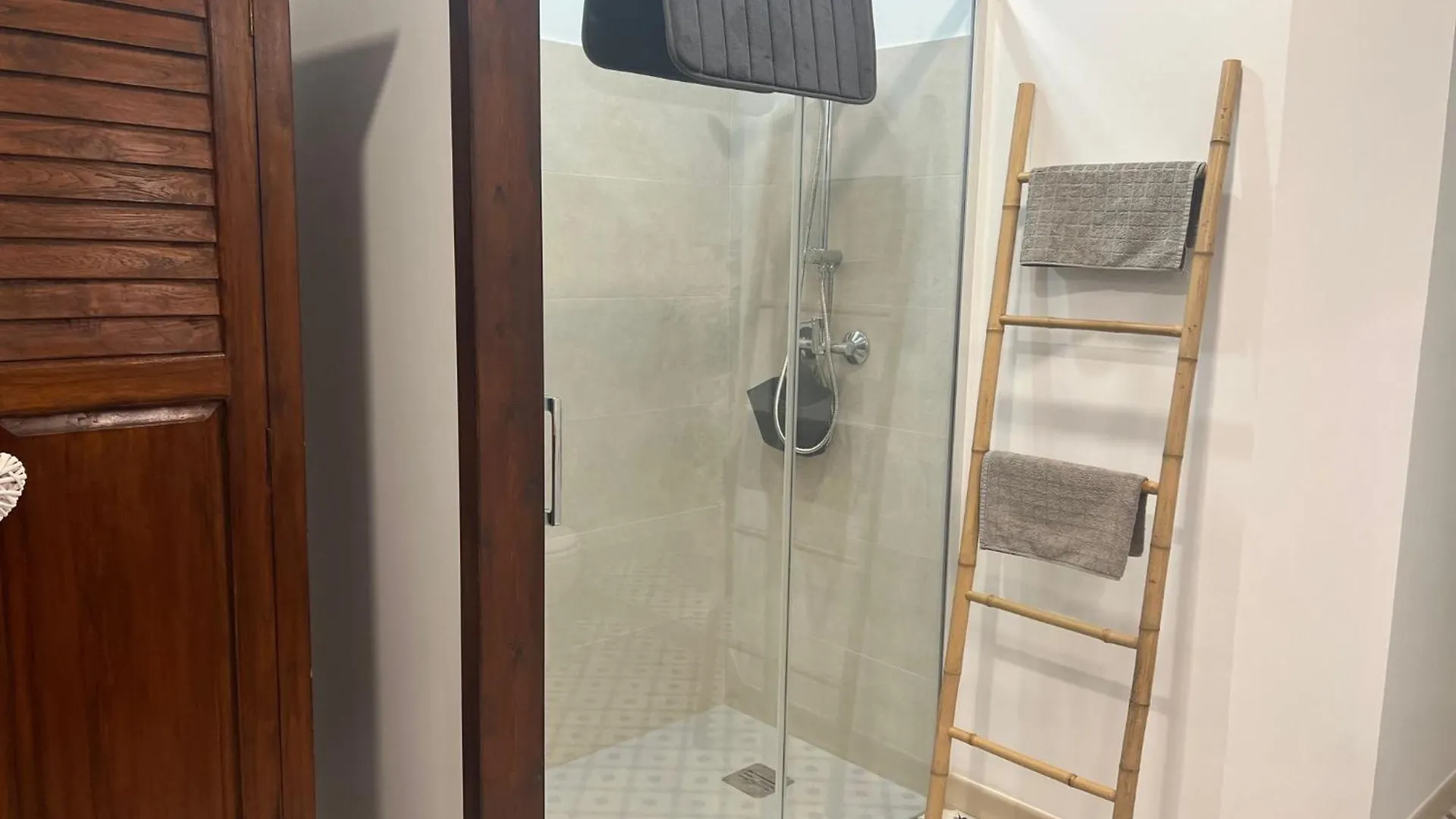Casa Canaria Acero 加拉奇科 西班牙